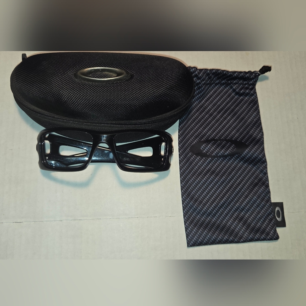 Oakley Crankcase Vintage Sunglasses Frames  OO9165-01 Black Includes Case, Pouch